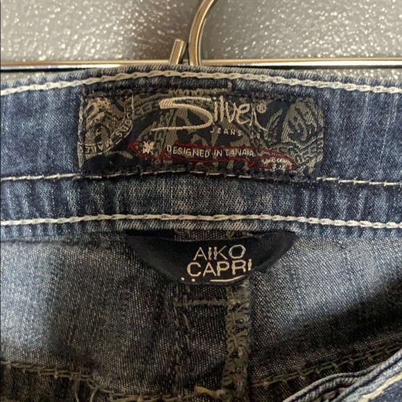 Silver Jeans  Aiko Capri Size 28‎ - Picture 7 of 9